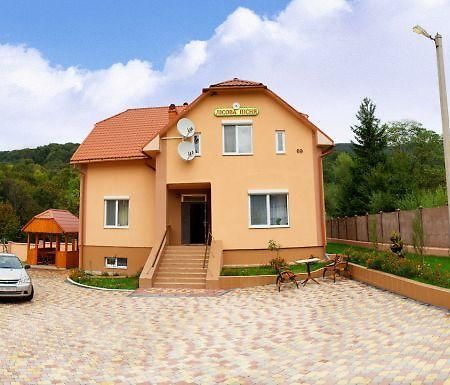 Sadiba "Lisova Pisnia" Hotel Sinyak  Bagian luar foto
